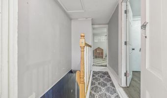 748 Riverside Dr, Augusta, ME 04330