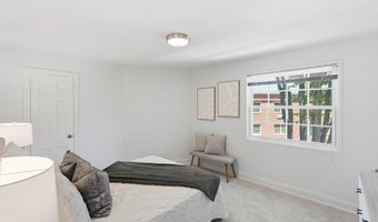 1608 W ABINGDON Dr 302, Alexandria, VA 22314