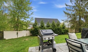 82 Cliffwood Ave, Aberdeen Twp., NJ 07721