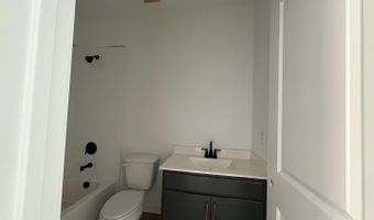 186 Peeps Ct, Adkins, TX 78101