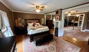166 Manny Corners Rd, Amsterdam, NY 12010