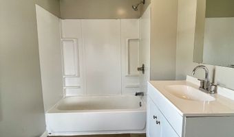 14 Blackhall St, New London, CT 06320