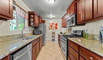 13675 Rayen St, Arleta, CA 91331