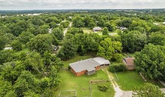 619 W 3rd St, Beggs, OK 74421