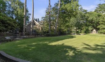 415 Pine St, Camden, SC 29020