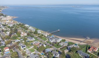 7 Harbor View Dr, Atlantic Highlands, NJ 07716