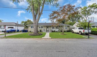 808 Sunset Rd, Beachwood, NJ 08722