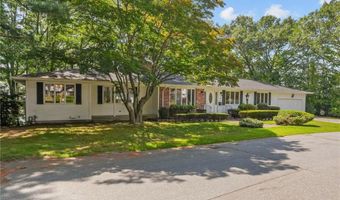 2 Julia Dr, North Providence, RI 02911