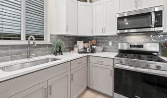 21640 SE FUJI Dr, Bend, OR 97702