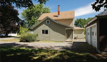 34 Grove St, Adams, NY 13605