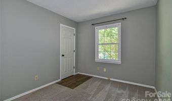 115 Wicklow Dr, Asheville, NC 28806