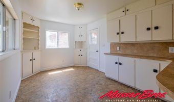 2122 Peake Ave, Cody, WY 82414