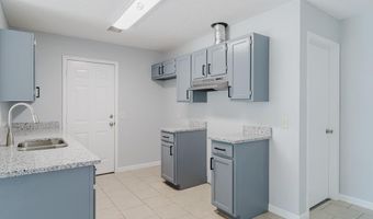 904 Krug Rd, Bentonville, AR 72712