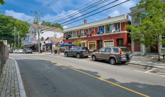 80 W Main St, Chester, CT 06412