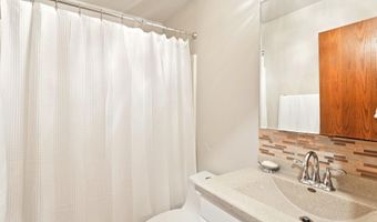 750 Engelhart Dr, Madison, WI 53713