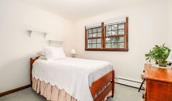 21 Lillinonah Dr, Brookfield, CT 06804