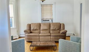 18 Bedlow Ave, Newport, RI 02840