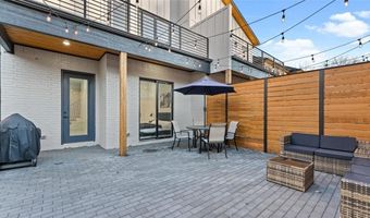 1145 NE Monroe St, Bentonville, AR 72712
