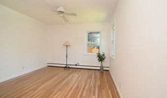 46 Topstone Dr, Danbury, CT 06810
