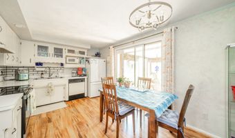 317 Stoner Dr, Anderson, IN 46013