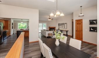 4518 Hemingway Dr, Ames, IA 50014