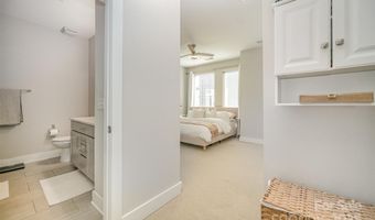 3621 Vallette Ct, Charlotte, NC 28203