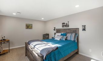 6517 County Rd 5 NW, Annandale, MN 55302