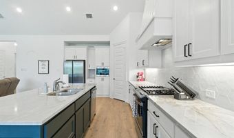 303 Highland Ct, Aledo, TX 76008