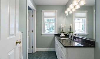 134 Kingswood Dr, Avon, CT 06001