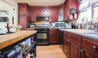 45 Angelico St, Johnston, RI 02919