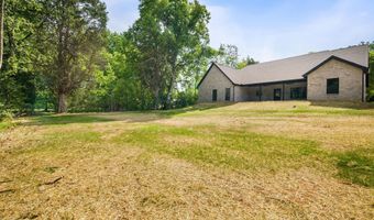 1030 N Linden Dr, Alcoa, TN 37701