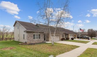 729 Dakota St, Anamosa, IA 52205