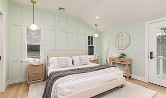 8 Kerins Ter, Newport, RI 02840