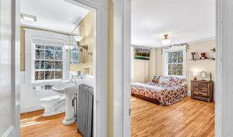 840 Broadway, Bangor, ME 04401