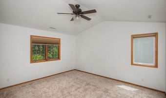 4529 Webster St, Ames, IA 50014