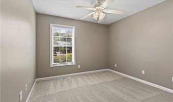 2428 UNIVERSITY Dr 403, Auburn, AL 36830