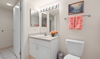 1314 Kalakaua Ave 1211, Honolulu, HI 96826