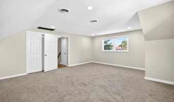 910 MONROE Ter, Dover, DE 19904