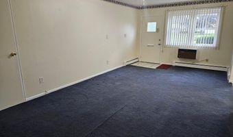 700 Broadway 5, Amityville, NY 11701