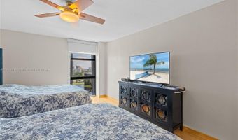 3675 N Country Club Dr 2404, Aventura, FL 33180