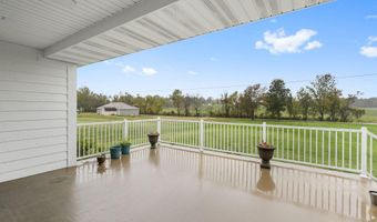 1101 Highland Dr, Aurora, MO 65605