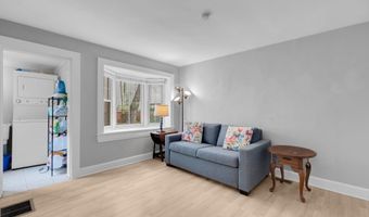 151 Alsace St, Bridgeport, CT 06604