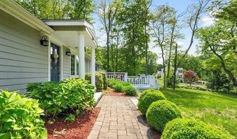 216 Oregon Rd, Ashland, MA 01721
