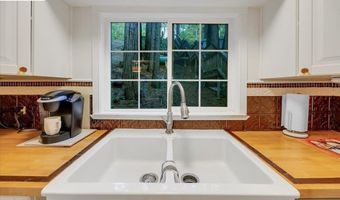 29289 Kern Ct, Cold Springs, CA 95335