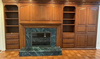 2 Tunxis Pl, Cheshire, CT 06410