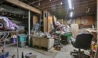 9806 Salem Rd, Athens, OH 45701