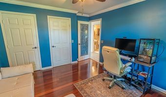 19328 Stirrup Dr, Abingdon, VA 24211