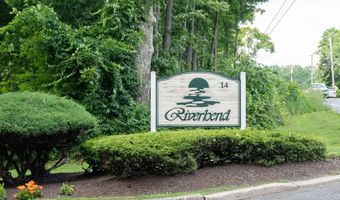 14 Newtown Rd B9, Danbury, CT 06810