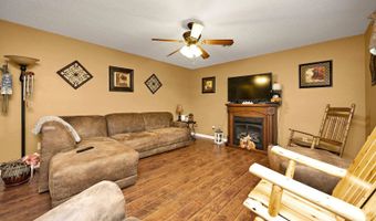 2006 Farmaway Dr, Bardstown, KY 40004