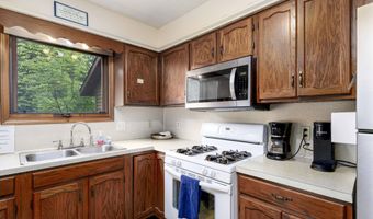 11279 Whispering Creek Dr, Allendale, MI 49401